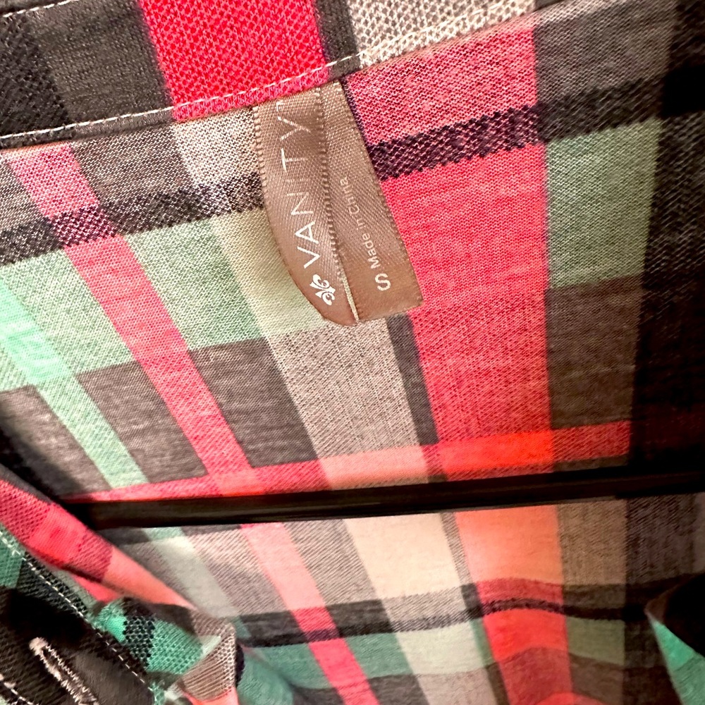 Women’s plaid top - Picture 2 of 2